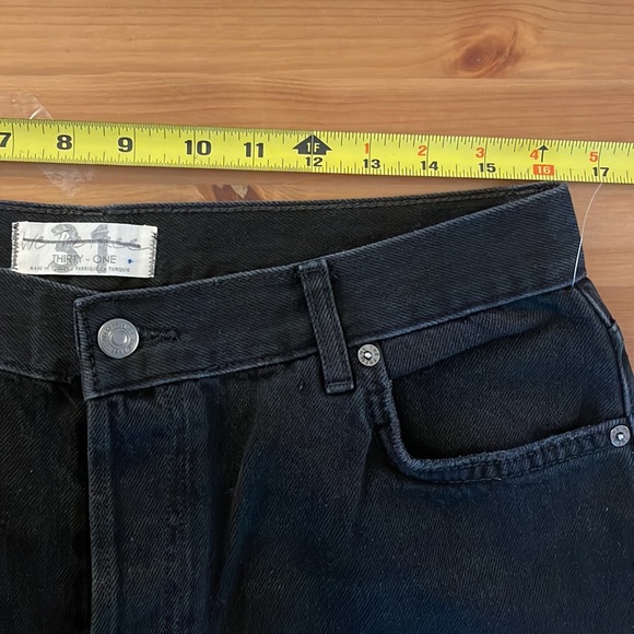 We The Free The Maggie Midrise Straight leg jeans Washed Black Size 31 - Picture 7 of 12